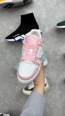 Louis Vuitton Sneakers Roze