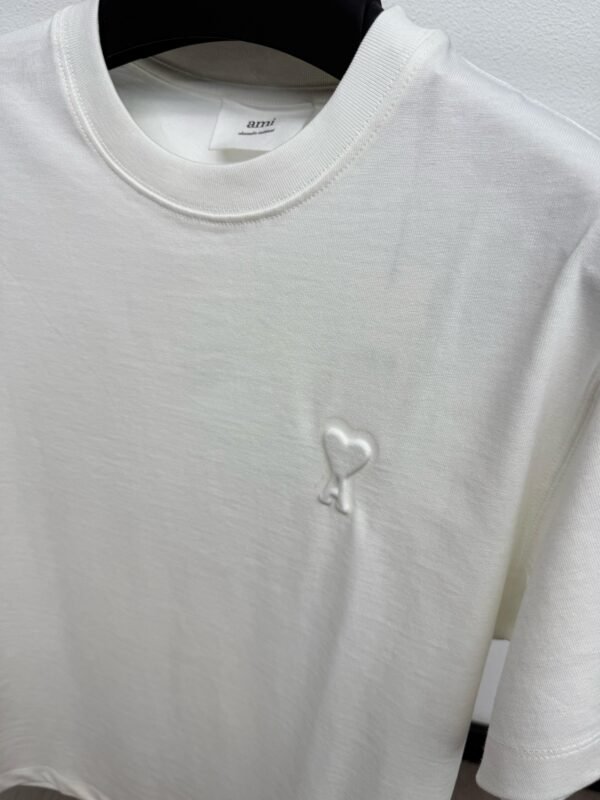 Ami Wit T-Shirt Small Logo - Image 2