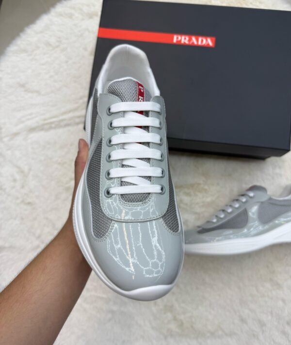 Prada Cups Glimmend Licht Grijs - Image 2