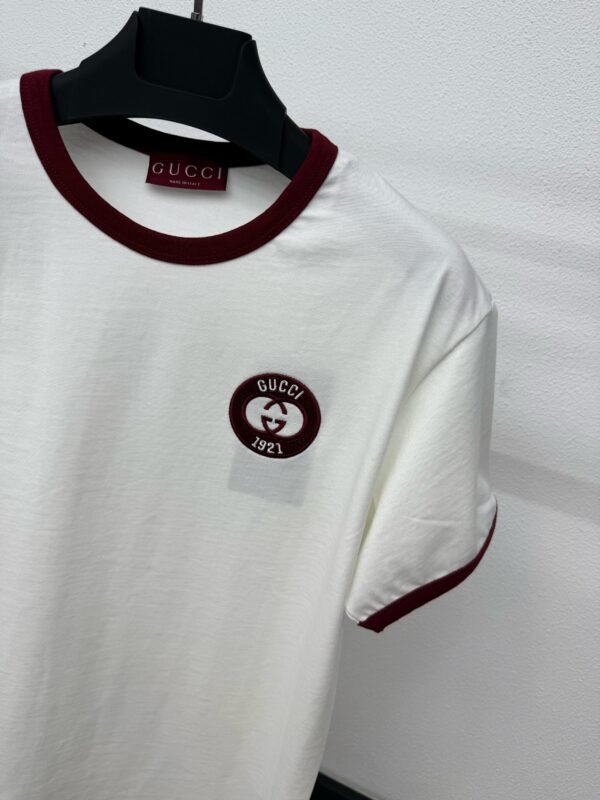 Gucci Small Logo White T-Shirt - Image 3