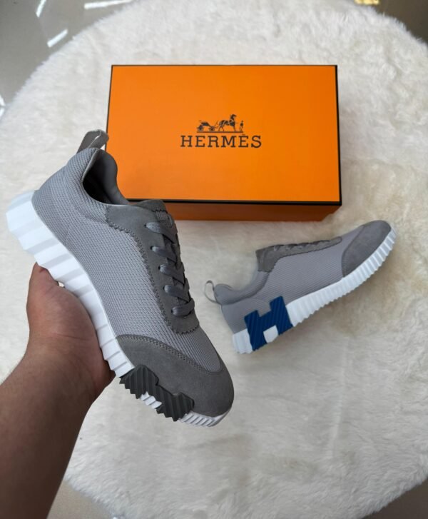 Hermes Bouncing Grey Blue Logo - Image 3