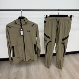 Under Armour Trainingspak Khaki