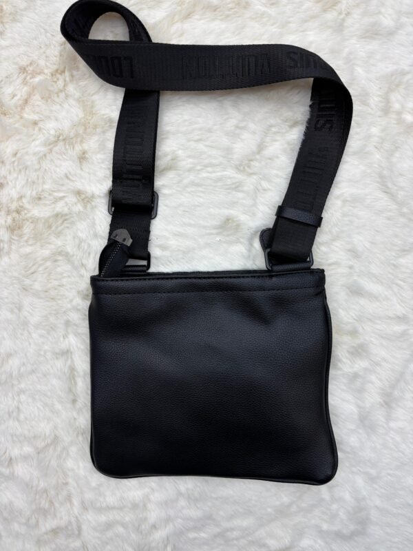 Louis Vuitton Messenger Bag Plat Black Leather - Image 2