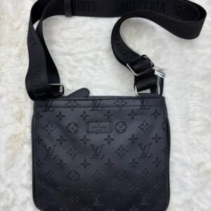 Louis Vuitton Messenger Bag Plat Monogram Black on Black