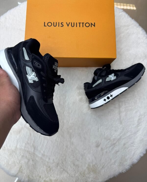 Louis Vuitton Run Away Black - Image 2