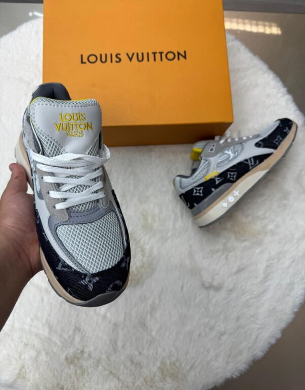 Louis Vuitton Run Away Grey Yellow - Image 3