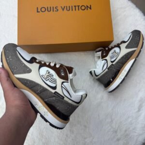 Louis Vuitton Run Away Moka