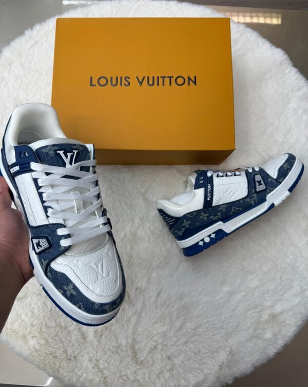 Louis Vuitton Trainers Blue - Image 3
