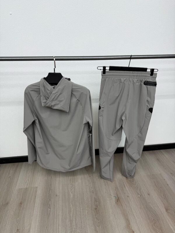 Under Armour Trainingspak Donkergrijs - Image 2