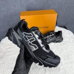 Louis Vuitton Runner Tatic New Sneakers Black