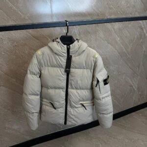 Stone Island Winterjas Beige