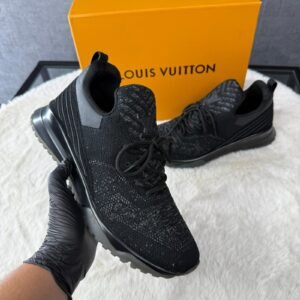 Louis Vuitton Runners Sneakers Black