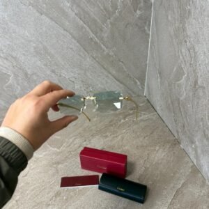 Cartier Green Diamond Cut, Goude Montuur