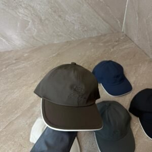 Loro Piana Pet Bruin