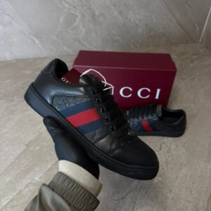 Gucci GG Embossed Leather Low-Top Sneakers Black
