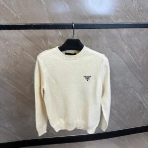 Prada Brei Sweater Beige