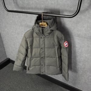 Canada Goose Wyndham Grey, Rode Logo High Quality