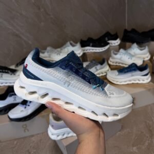 On Cloudtilt Sneaker Blue-White