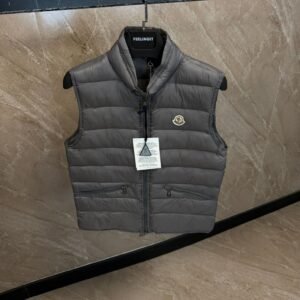Moncler Gui Down Gilet Bodywarmer Dark Grey