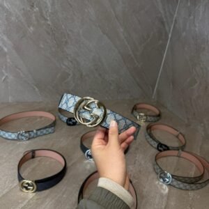 Gucci Blue Riem, Goude Logo