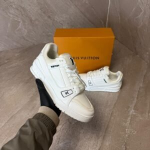 Louis Vuitton Trainers White, Black Accents