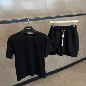 Essential Summerset Black on Black