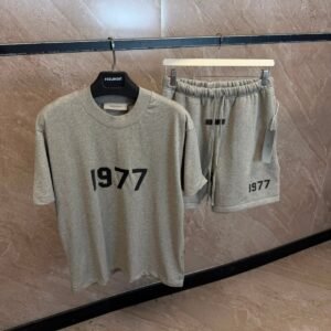 Essentials 1977 Dark Grey
