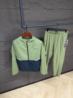 On Running Core Tracksuit Green