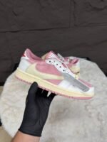 Nike Air Jordan 1 Low Travis Scott Shy Pink - Afbeelding 2